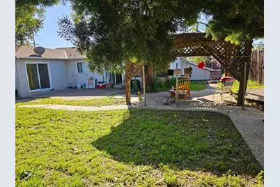 481 Dallas Dr, Campbell, CA 95008 - Photo 17