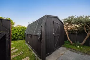 936 Wainwright St, Monterey, CA 93940 - Photo 37