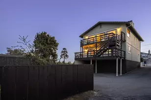 936 Wainwright St, Monterey, CA 93940 - Photo 33