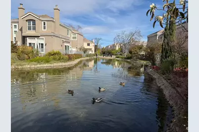 1 Mandalay Ct, Redwood City, CA 94065 - Photo 45