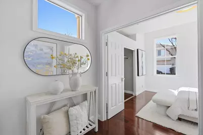 1 Mandalay Ct, Redwood City, CA 94065 - Photo 21