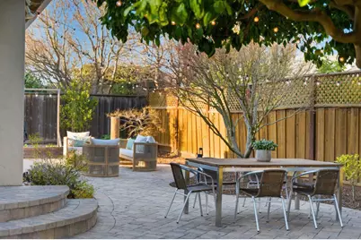 957 E Grant Pl, San Mateo, CA 94402 - Photo 17