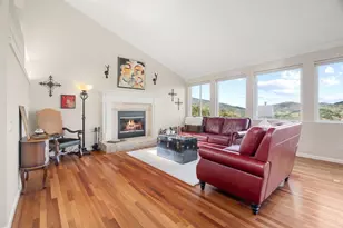 9040 El Matador Dr, Gilroy, CA 95020 - Photo 3