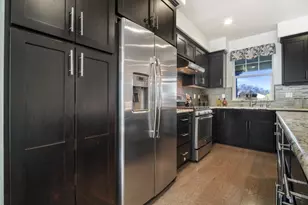 106 Hornbeam Ter, Sunnyvale, CA 94086 - Photo 7