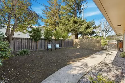 28 Willow Rd, Menlo Park, CA 94025 - Photo 35