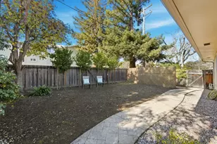 28 Willow Rd, Menlo Park, CA 94025 - Photo 35