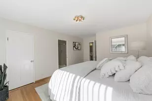 28 Willow Rd, Menlo Park, CA 94025 - Photo 13