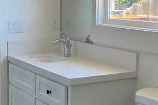 706 Central Ave, Hollister, CA 95023 - Photo 9