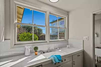 208 Diablo Dr, Salinas, CA 93906 - Photo 15