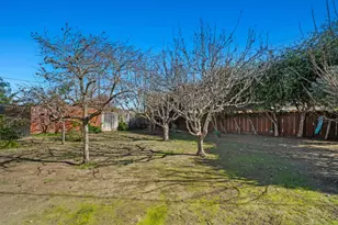 208 Diablo Dr, Salinas, CA 93906 - Photo 17