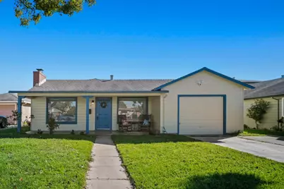 208 Diablo Dr, Salinas, CA 93906 - Photo 1