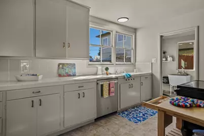 208 Diablo Dr, Salinas, CA 93906 - Photo 9