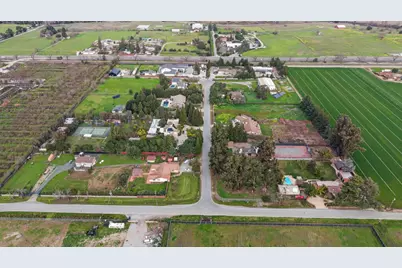 214 Scheller Ave, Morgan Hill, CA 95037 - Photo 13