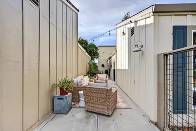 300 Ridgemark Dr, Hollister, CA 95023 - Photo 21