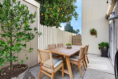 300 Ridgemark Dr, Hollister, CA 95023 - Photo 19