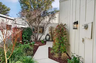 300 Ridgemark Dr, Hollister, CA 95023 - Photo 3