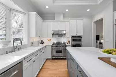 910 Cambridge Ave, Menlo Park, CA 94025 - Photo 13