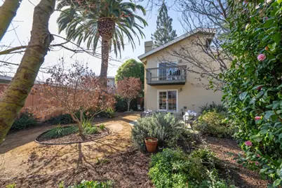 708 University Dr, Menlo Park, CA 94025 - Photo 27