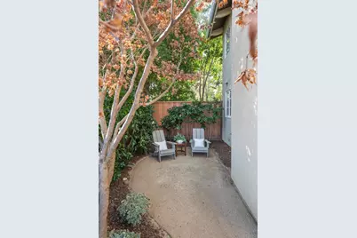 708 University Dr, Menlo Park, CA 94025 - Photo 33