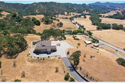 21050 Uvas Road, Morgan Hill, CA 95037 - Photo 5