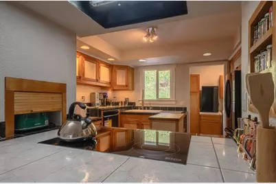 820 Comstock Rd, Hollister, CA 95023 - Photo 15