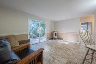 820 Comstock Rd, Hollister, CA 95023 - Photo 11