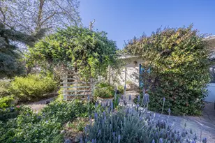 820 Comstock Rd, Hollister, CA 95023 - Photo 3