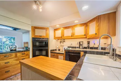 820 Comstock Rd, Hollister, CA 95023 - Photo 17