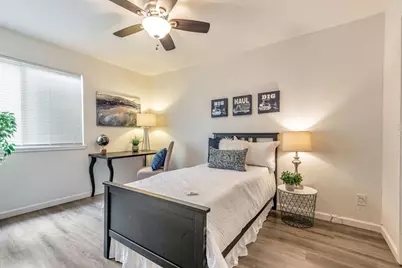 1427 Alma Loop, San Jose, CA 95125 - Photo 15