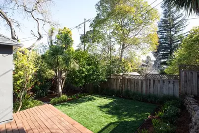 1541 Hull Dr, San Carlos, CA 94070 - Photo 31