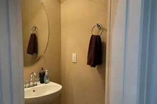 1744 Bella Largo Dr, Stockton, CA 95206 - Photo 9