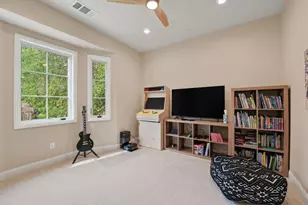 15180 Pepper Ln, Saratoga, CA 95070 - Photo 23