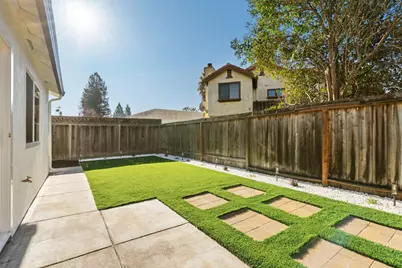 2056 Nottoway Ave, San Jose, CA 95116 - Photo 23