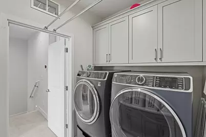 347 N Rengstorff Ave, Mountain View, CA 94043 - Photo 25