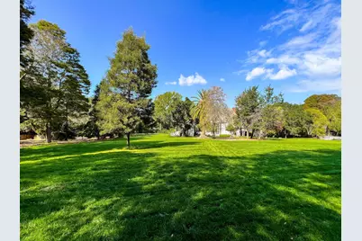 90 Fagan Dr, Hillsborough, CA 94010 - Photo 9