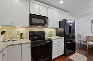 1580 Silvercrest Dr, San Jose, CA 95118 - Photo 11