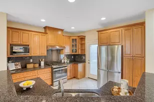 3712 Joy Ln, San Jose, CA 95117 - Photo 9