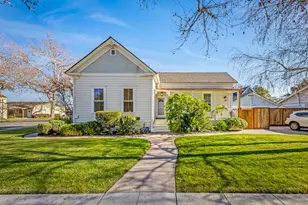 194 4th St, Gilroy, CA 95020 - Photo 7