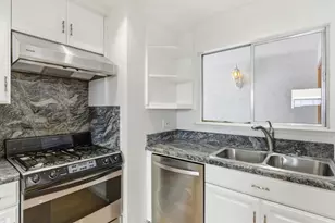 1103 Del Cambre Dr, San Jose, CA 95129 - Photo 17