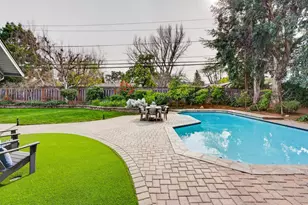 12791 Ione Ct, Saratoga, CA 95070 - Photo 43