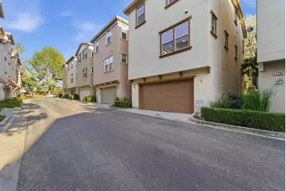 2260 Golden Crest Cmn, San Jose, CA 95125 - Photo 47