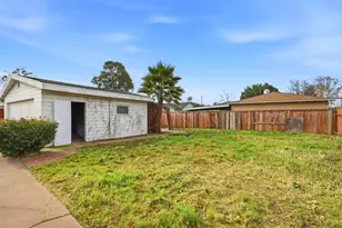691 Lotus St, San Jose, CA 95116 - Photo 33