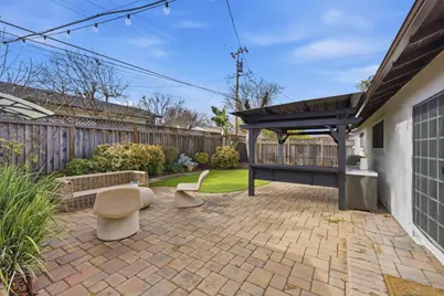 3819 Willowood Dr, San Jose, CA 95118 - Photo 19