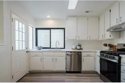 1051 Olympic Ln, Seaside, CA 93955 - Photo 17