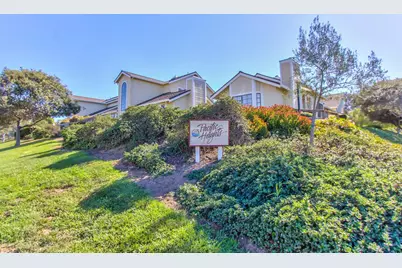 1051 Olympic Ln, Seaside, CA 93955 - Photo 5