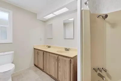 19690 N. Hwy 99 110, Acampo, CA 95220 - Photo 17