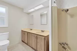 19690 N Hwy 99 110, Acampo, CA 95220 - Photo 17