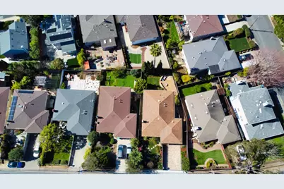 2404 Cipriani Blvd, Belmont, CA 94002 - Photo 43