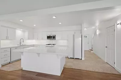 14 Orange Blossom Way, Watsonville, CA 95076 - Photo 11