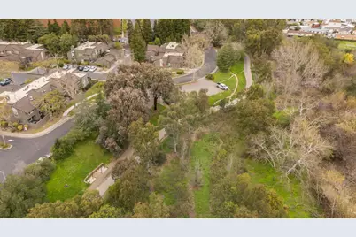 104 Walnut Hill Ct, Los Gatos, CA 95032 - Photo 41